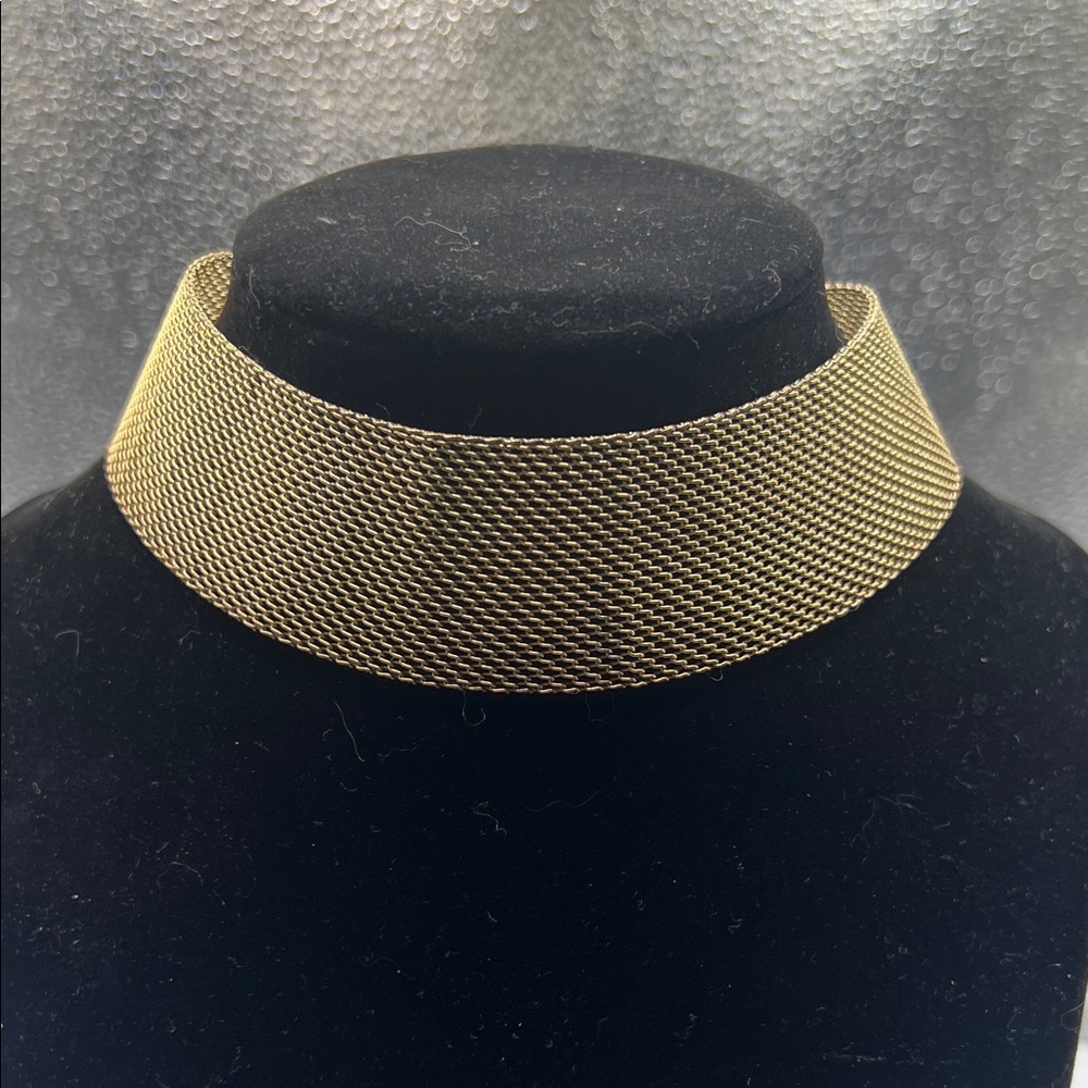 Elegant Gold Mesh Choker Necklace